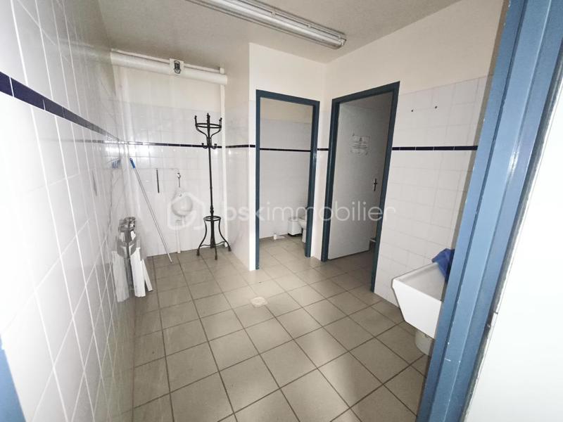 Local commercial - 490 m² - 7 pièces