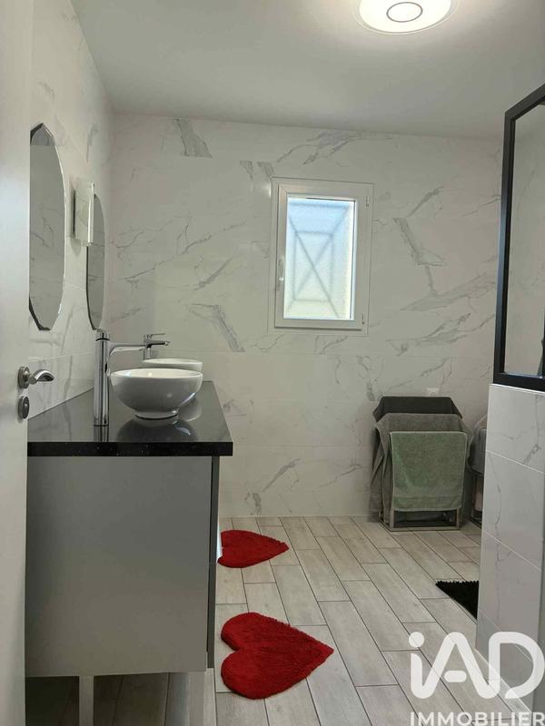 Maison - 115 m² - 4 pièces