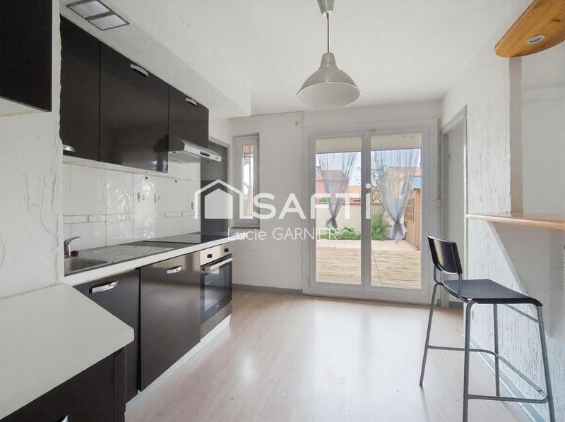 Maison - 92 m² - 4 pièces