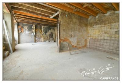 Maison - 227 m² - 6 pièces