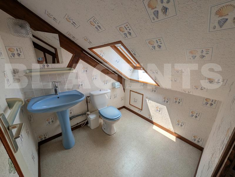 Maison traditionnelle - 102 m² - 5 pièces