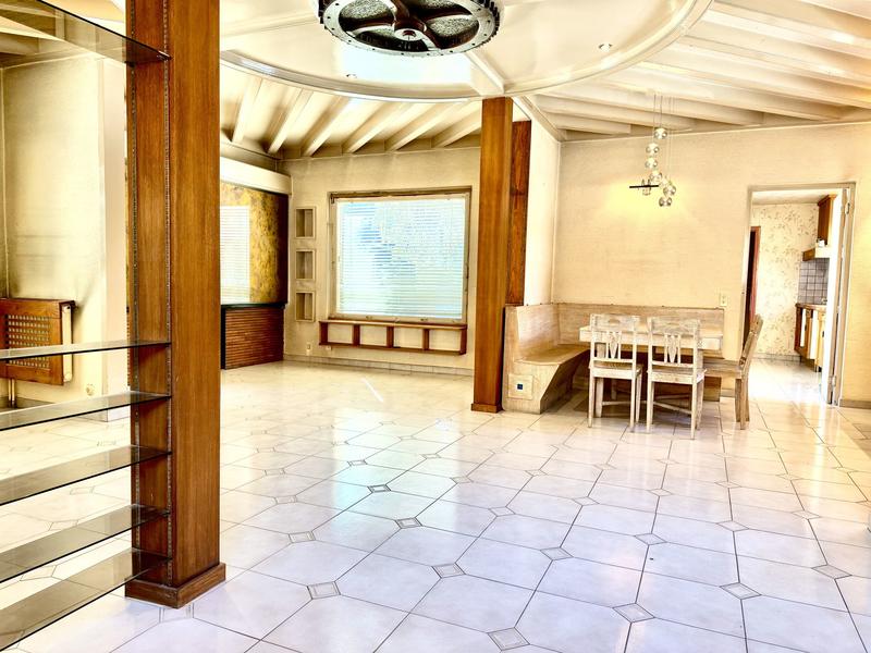 Maison - 190 m² - 6 pièces