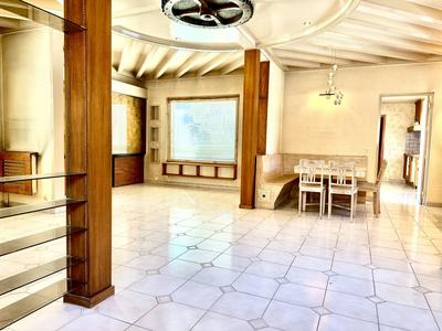 Maison - 190 m² - 6 pièces