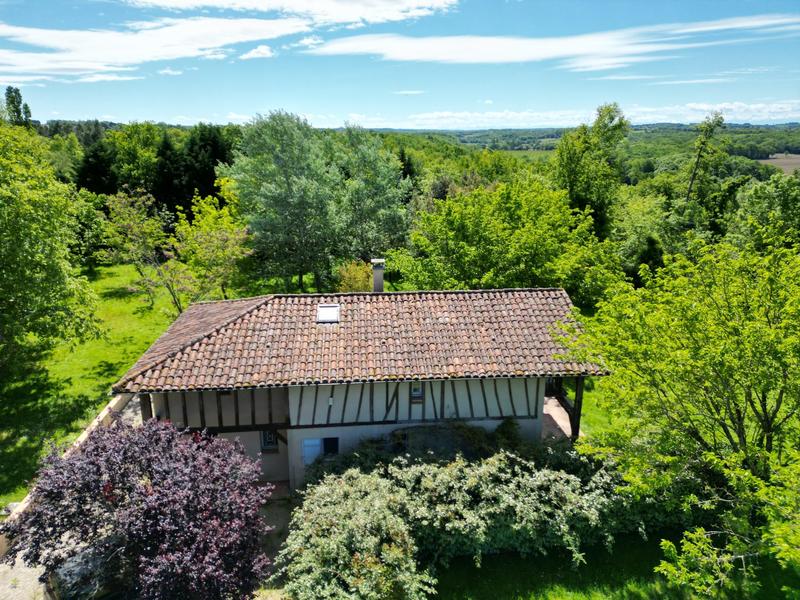 Maison - 139 m² - 5 pièces