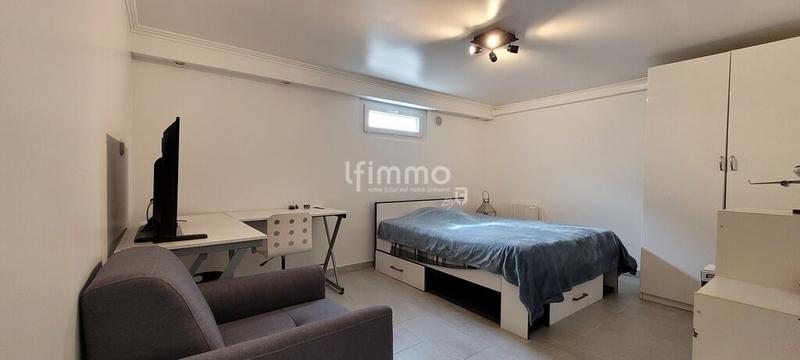 Maison - 177 m² - 8 pièces