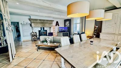 Maison - 200 m² - 6 pièces