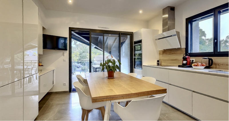 Appartement - 106 m² - 4 pièces