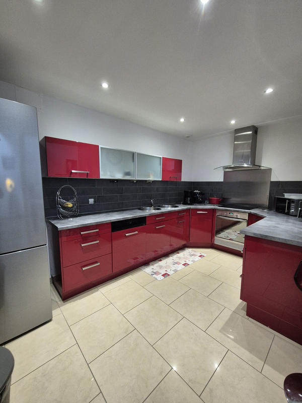 Maison - 130 m² - 6 pièces