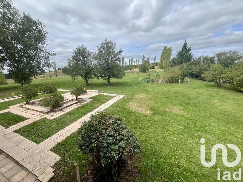 Maison - 297 m² - 9 pièces