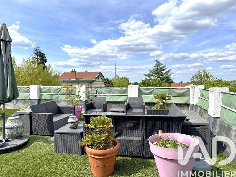 Appartement - 150 m² - 6 pièces