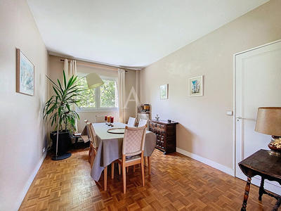 Appartement - 89 m² - 4 pièces