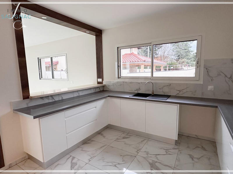 Maison - 120 m² - 4 pièces