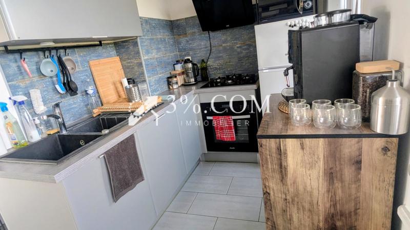 Maison - 84 m² - 6 pièces