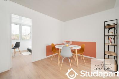 Chambre - 10 m² - 1 pièce