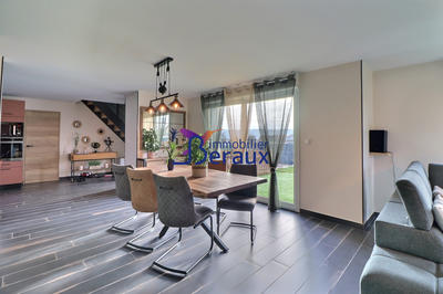 Maison contemporaine - 140 m² - 7 pièces