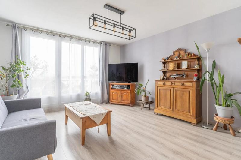 Appartement - 79 m² - 4 pièces