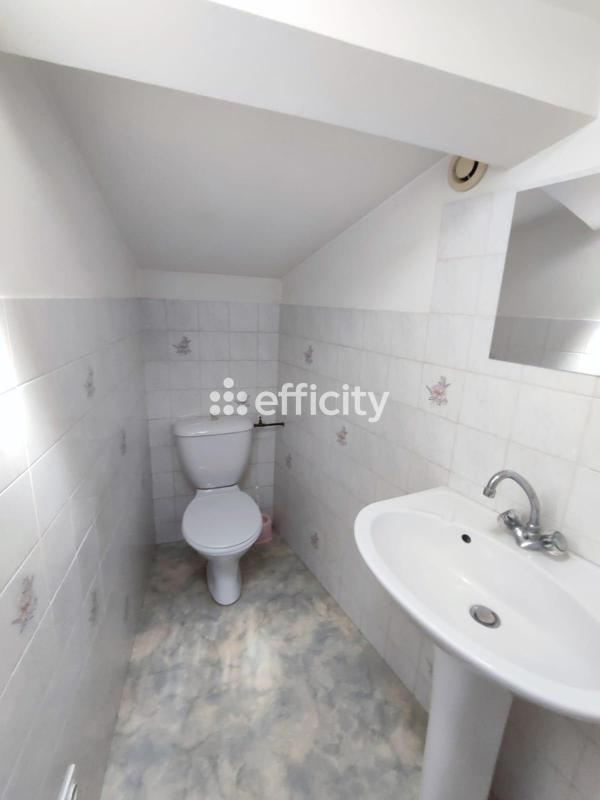 Maison - 102 m² - 4 pièces