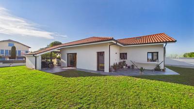 Maison - 155 m² - 6 pièces