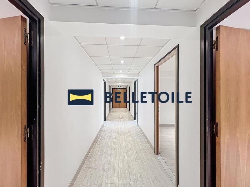 Bureau - 570 m²