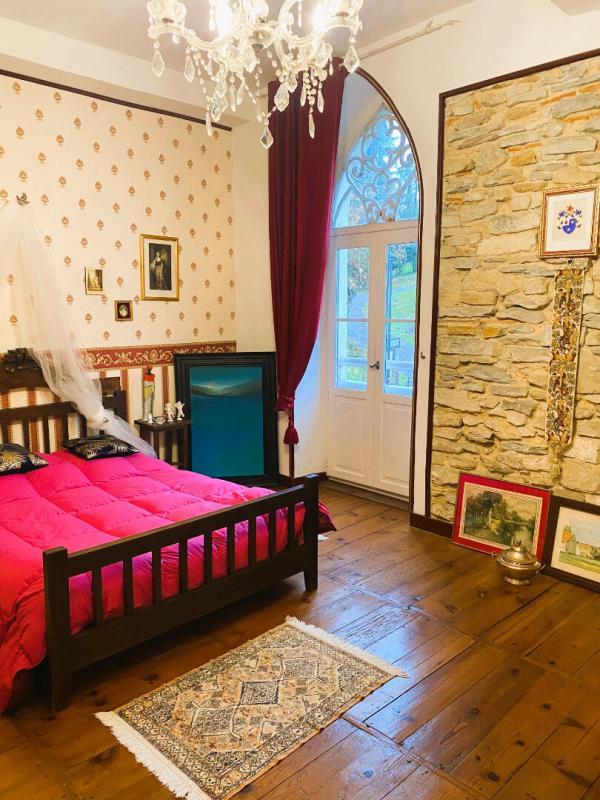 Propriété - 473 m² - 15 pièces