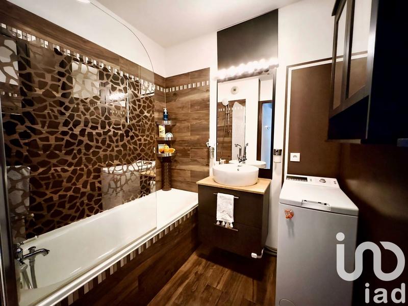 Appartement - 64 m² - 3 pièces