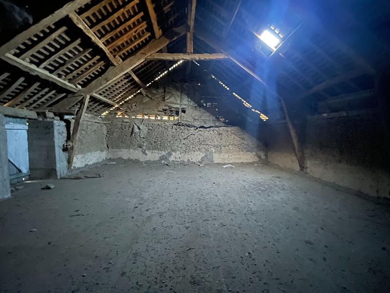 Maison - 380 m² - 5 pièces