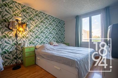 Appartement - 85 m² - 4 pièces