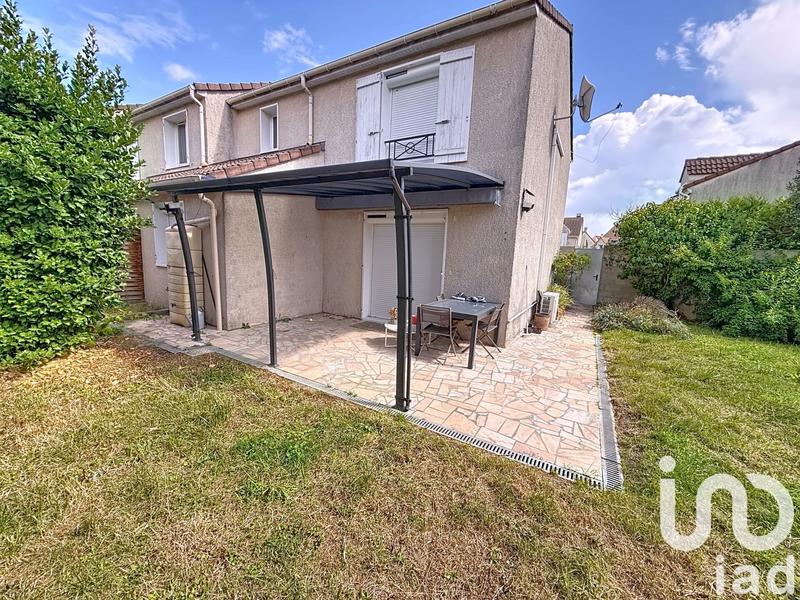 Maison - 92 m² - 5 pièces