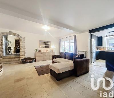 Maison - 230 m² - 9 pièces