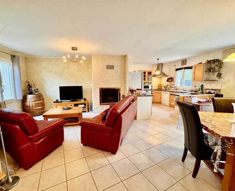 Maison - 144 m² - 6 pièces