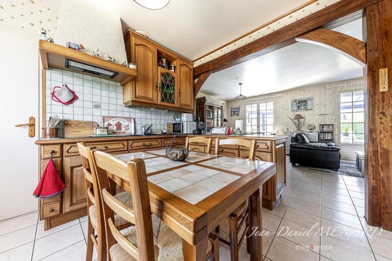 Maison traditionnelle - 107 m² - 4 pièces