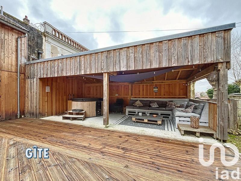 Maison - 362 m² - 13 pièces