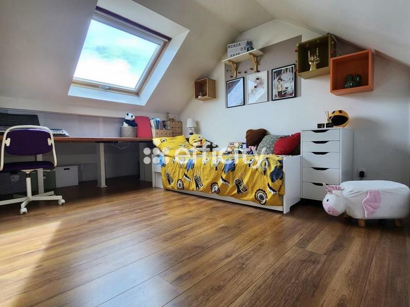 Pavillon - 167 m² - 7 pièces