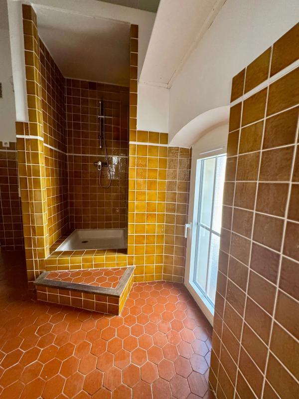 Appartement - 93 m² - 3 pièces