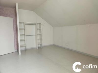 Appartement - 100 m² - 3 pièces