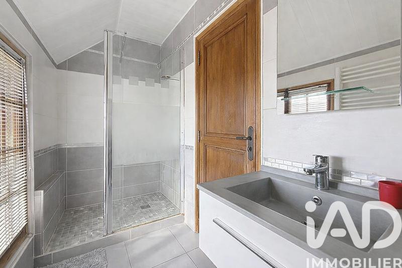 Maison - 134 m² - 5 pièces