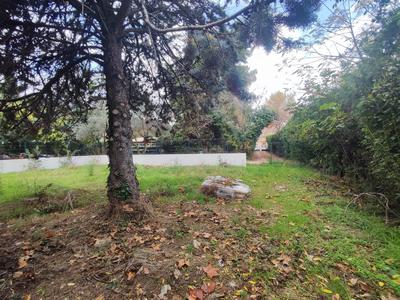 Terrain constructible - 813 m²