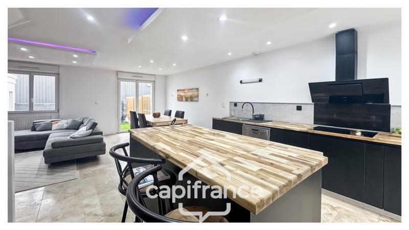 Maison - 88 m² - 4 pièces