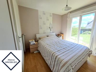 Maison - 94 m² - 6 pièces