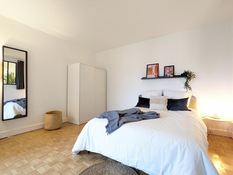 Chambre - 25 m² - 4 pièces