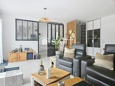 Maison - 96 m² - 4 pièces