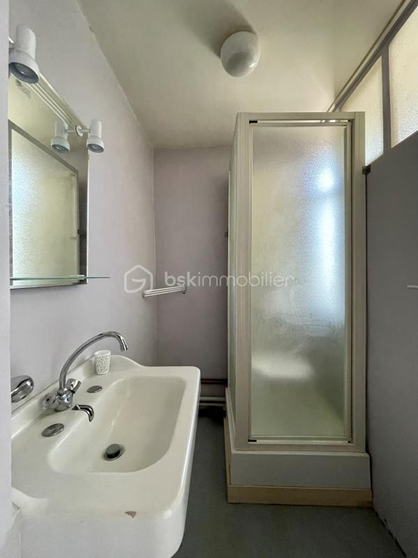 Maison - 180 m² - 7 pièces