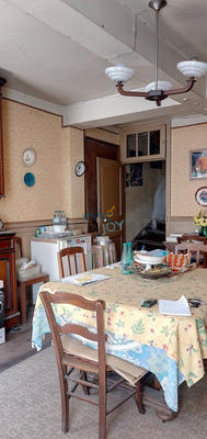 Maison - 148 m² - 8 pièces