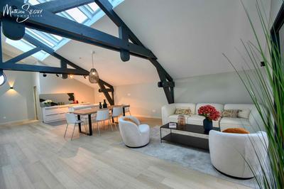 Loft - 114 m² - 4 pièces
