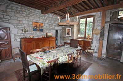 Maison - 272 m² - 11 pièces