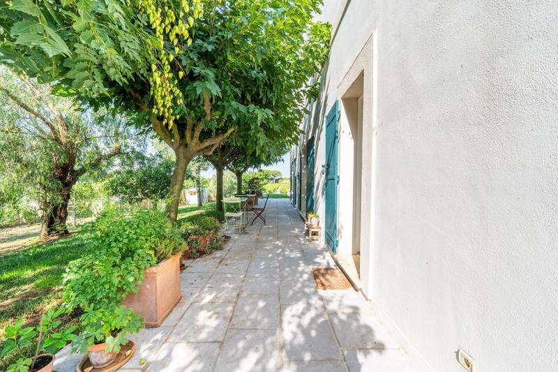 Maison - 214 m² - 5 pièces