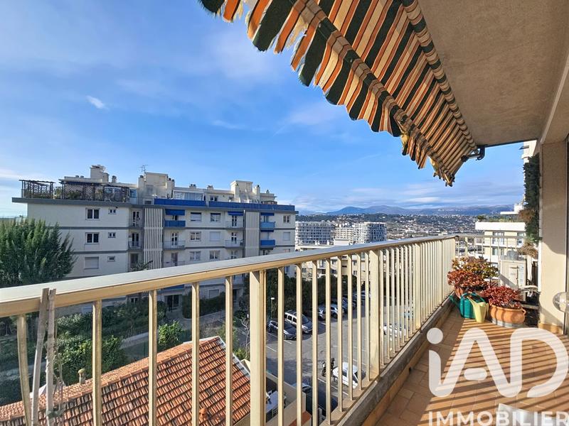 Appartement - 82 m² - 4 pièces