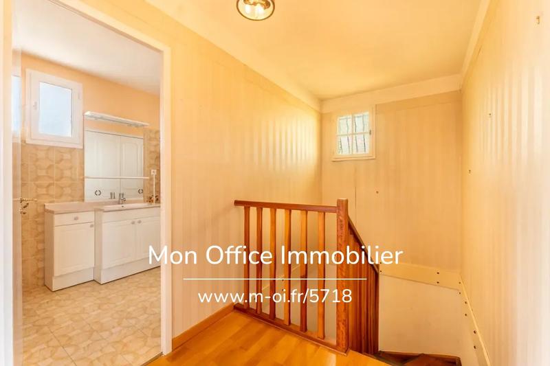 Maison - 102 m² - 4 pièces