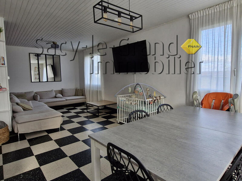 Maison - 106 m² - 6 pièces