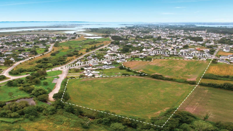 Terrain de lotissements - 301 m²